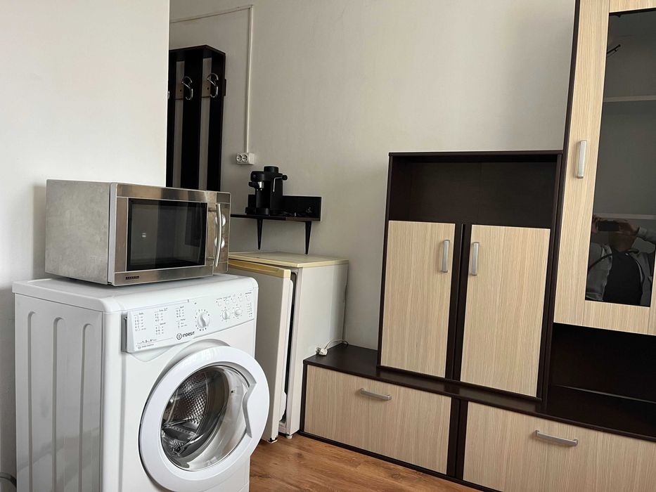 Garsoniera de inchiriat