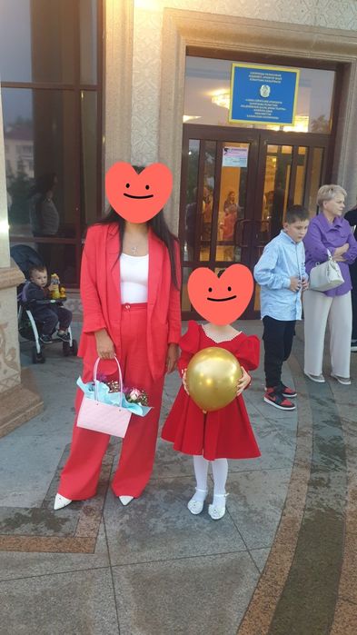 Красный костюм двойка