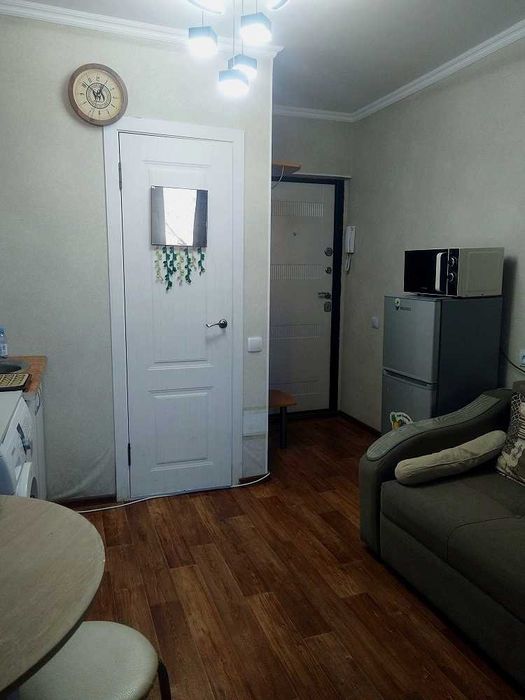 Продам 1 ком Жарокова Толе би