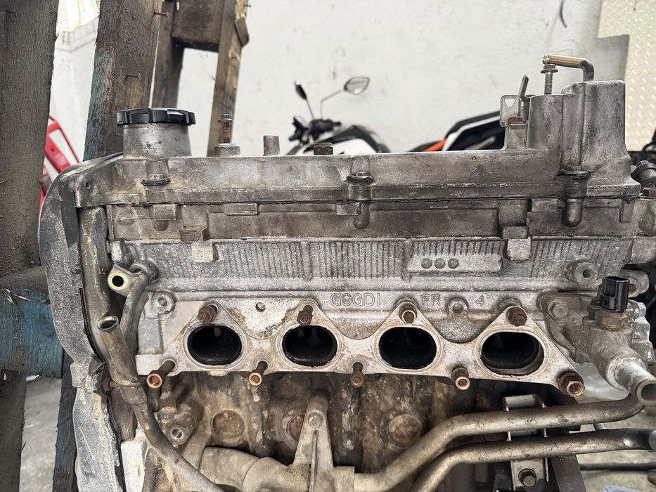 Dezmembrez Mitsubishi Pajero Pinin