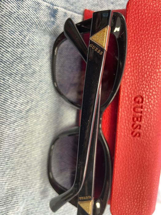 Слънчеви очила guess