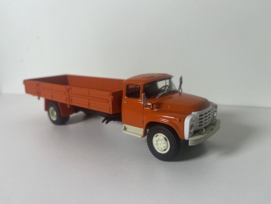 Продам 1:43 Зил-130 ГУ