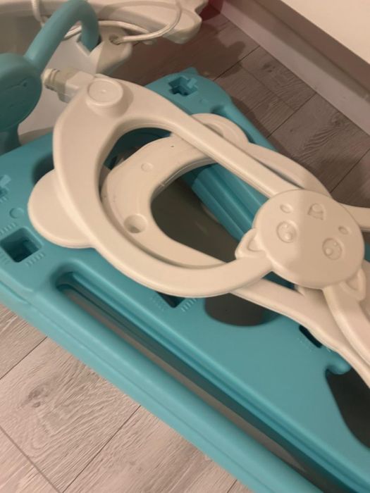 Продам Качеля-горка детская.