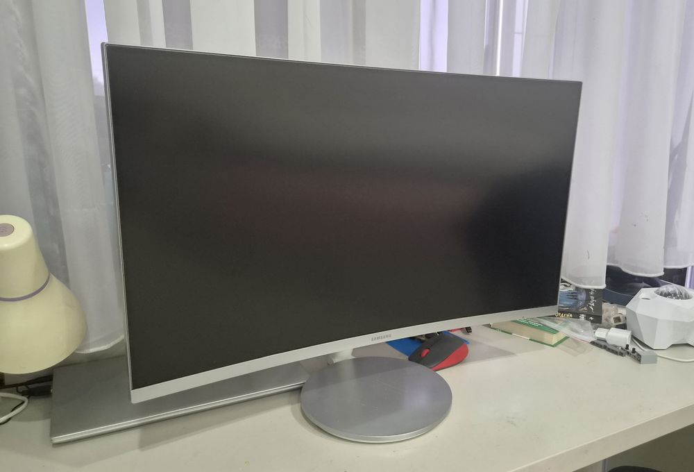 Монитор Samsung C27F591FD 27" изогнутый (Curved)
