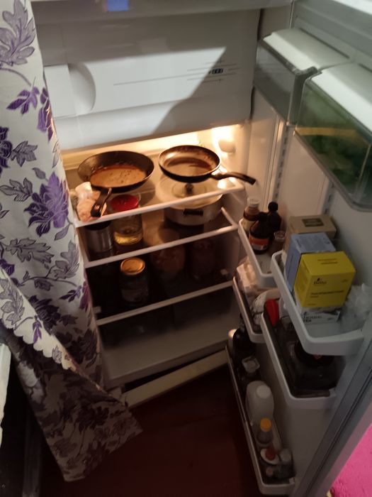 Продам рабочий холодильник