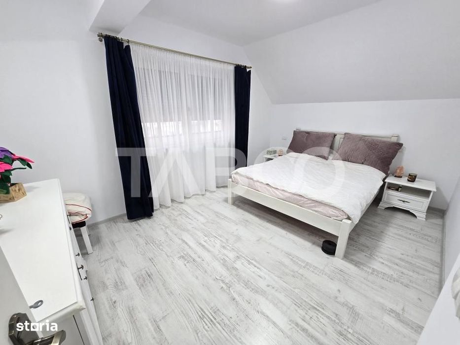 Casa individuala de vanzare teren 852 mp 5 camere 2 bai Selimbar Sibiu