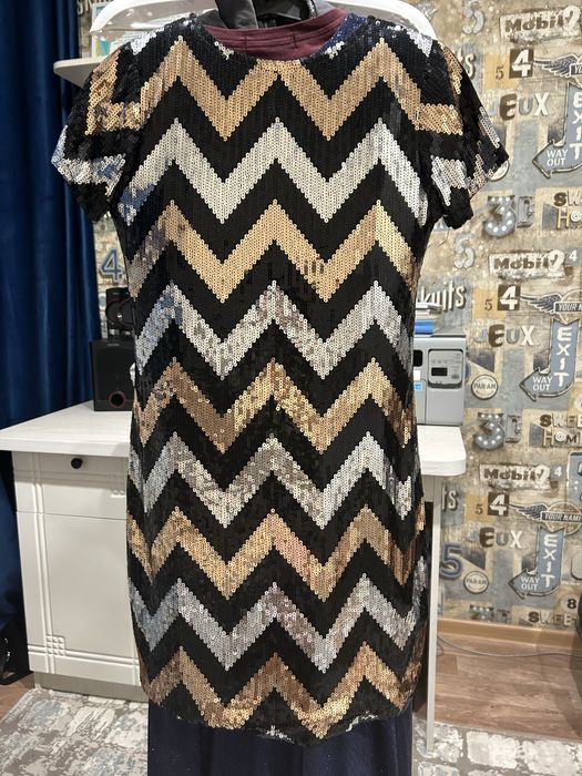 Платья б/у в хорошем состоянии