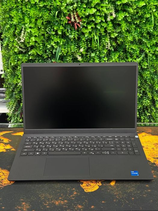 Продается ноутбук ( свой ], DELL в черном цвете, новая !!!