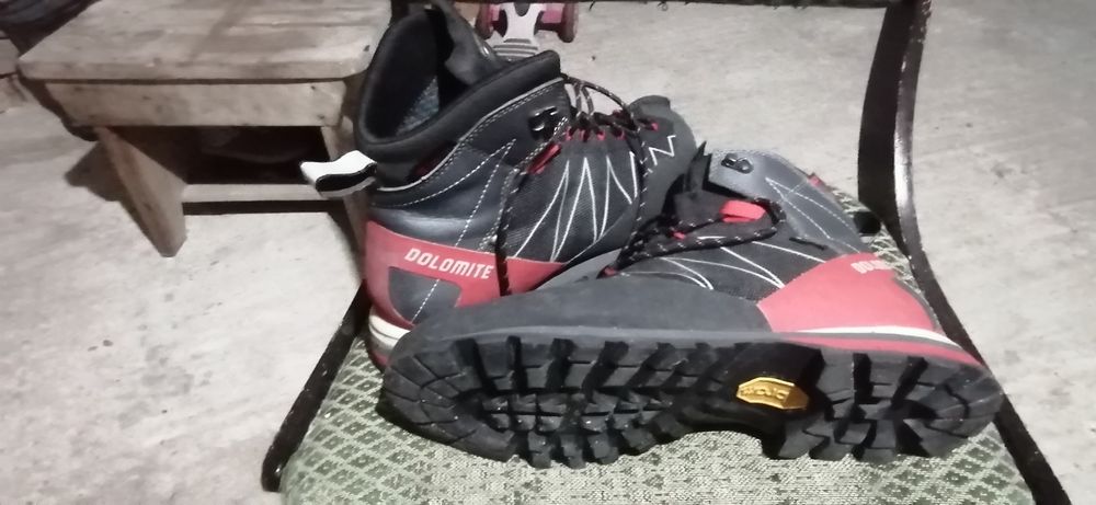 Продавам чисто нови DOLOMITE CRODAROSSA PRO GTX 2.0 MS