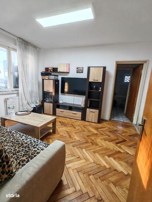 Apartament 2 camere Craiovei, etaj 2, centrala termica, confort 1