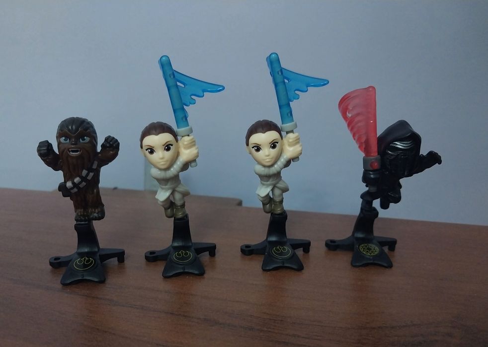 Фигурки star wars по 500 тг