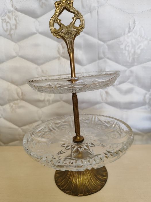 Продам сервизы разные