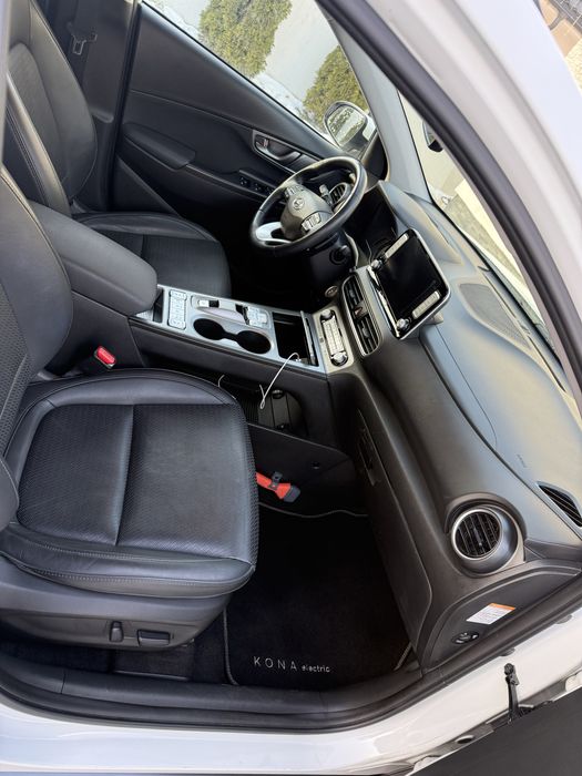 Hyundai Kona electric 64kw extra full