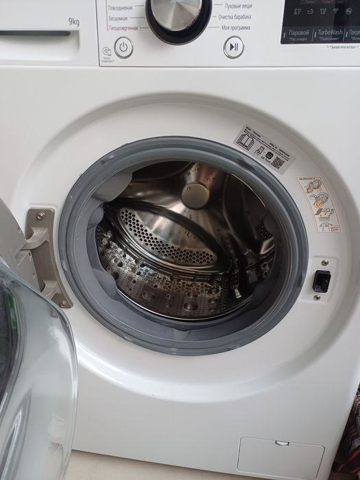Продам стиральную машину
