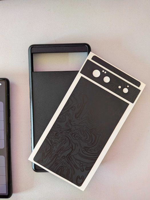 Vand telefon Google Pixel 6, 128GB, 8GB RAM, 5G + husa dbrand GRIP + folie de aplicat pe husa