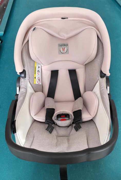 Бебешко кошче за автомобил Peg Perego