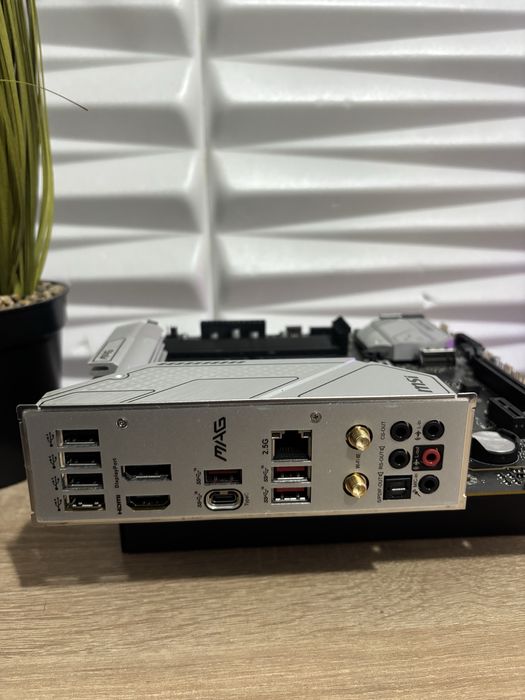 Дънна платка MSI MAG B660M MORTAR WIFI DDR5 / LGA 1700