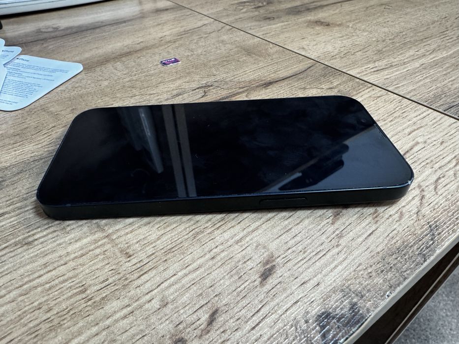 Продам iphone 13