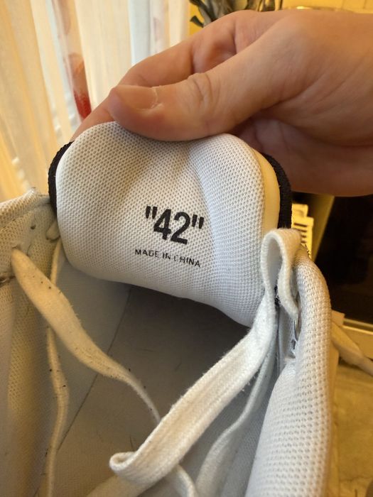 off white out of office marimea 42