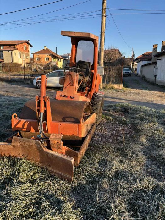 Валяк за земно с гребло под наем