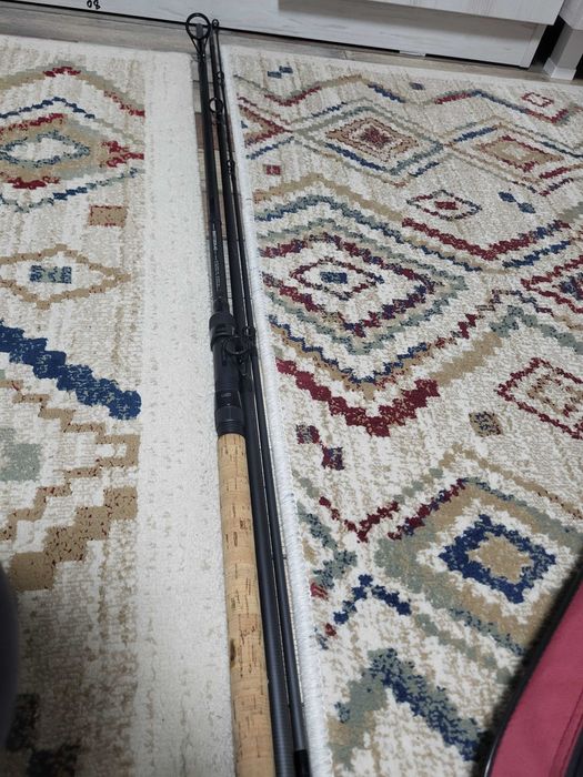 Lansete Daiwa black window