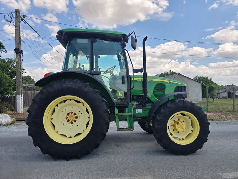 John Deere 5720  2006