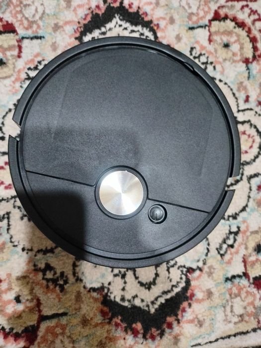 Робот пылесос маленький