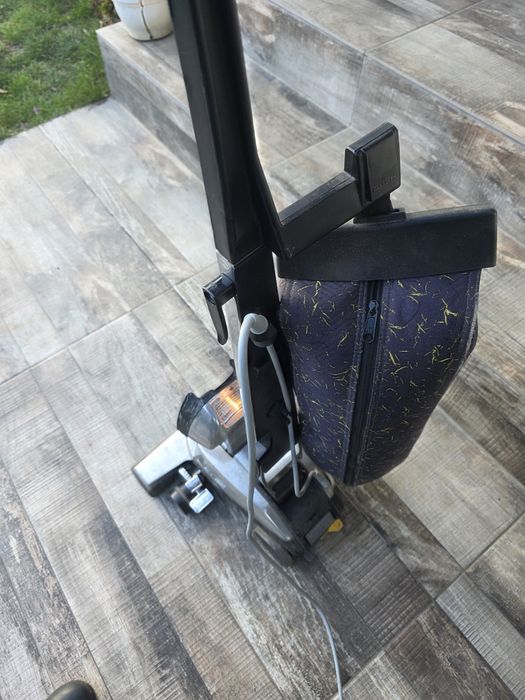 Aspirator Kirby.   .