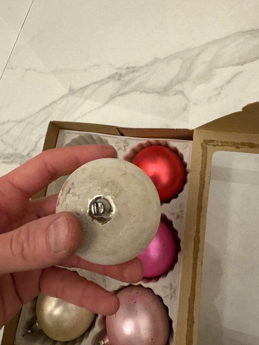 Set 6 globuri brad craciun rare în cutia originală roz alb anii 1947