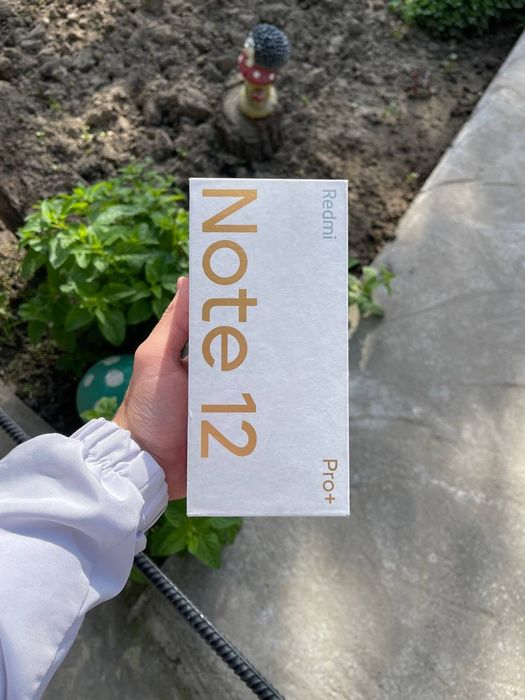 Продаётся Redmi Note 12 Pro + /5G