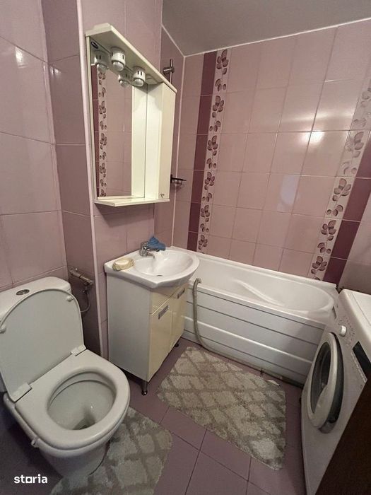 De inchiriat apartament cu 2 camere, balcon,etajul 2,mobilat si utilat