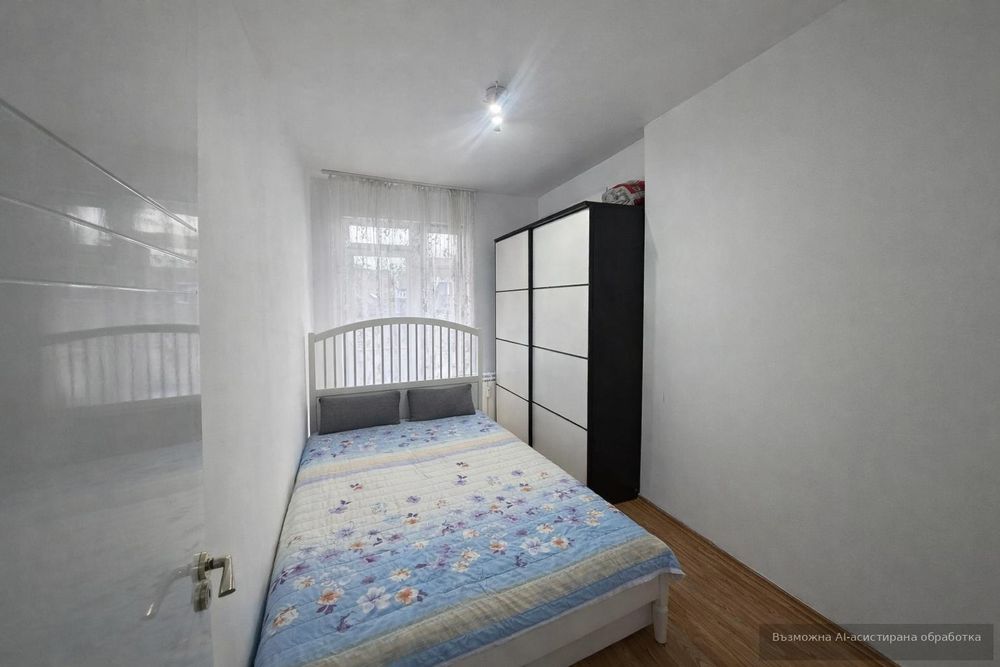 Тристаен, под наем, Център-Докторски паметник