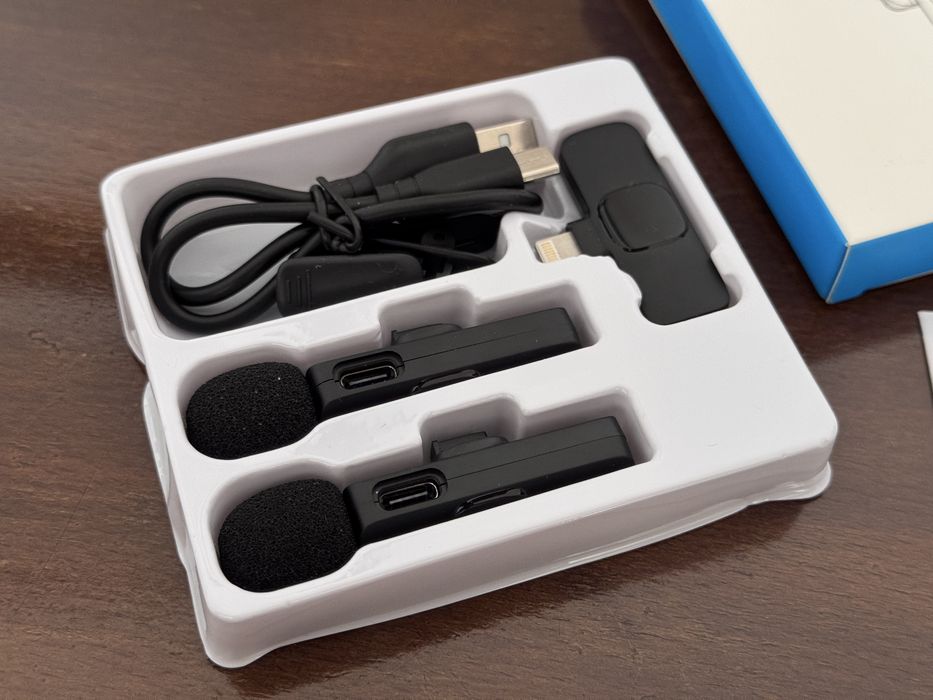 Комплект 2х професионален преносим безжичен микрофон брошка за iPhone