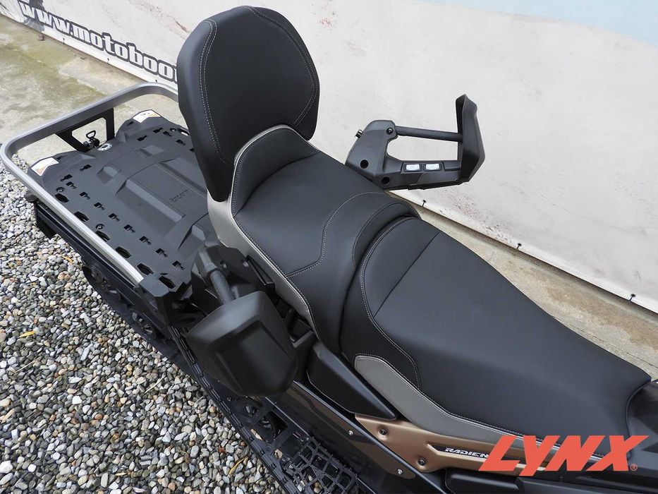 Snowmobil Lynx Commander 900 LTD ACE Turbo Touchscreen 2-up LETB 2026