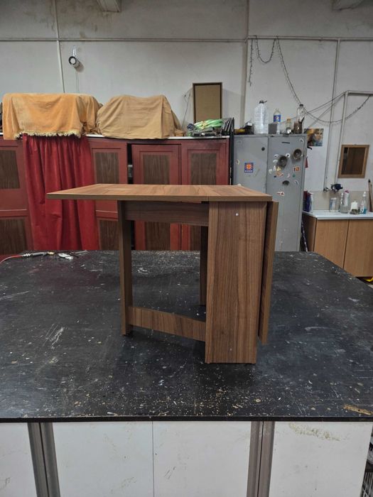 Masa rabatabila diferite culori