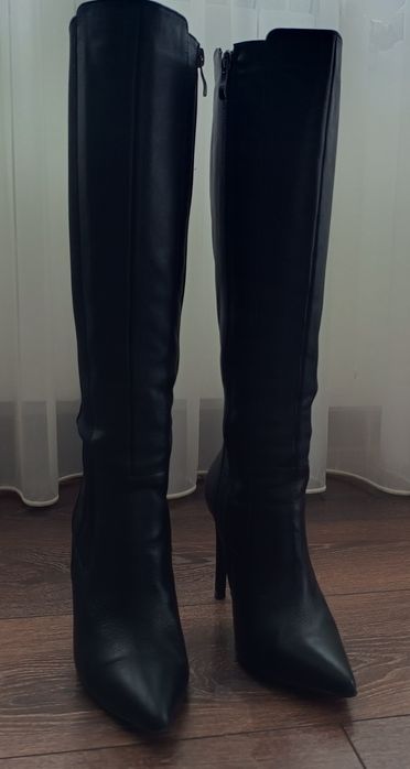 Дамски елегантни ботуши