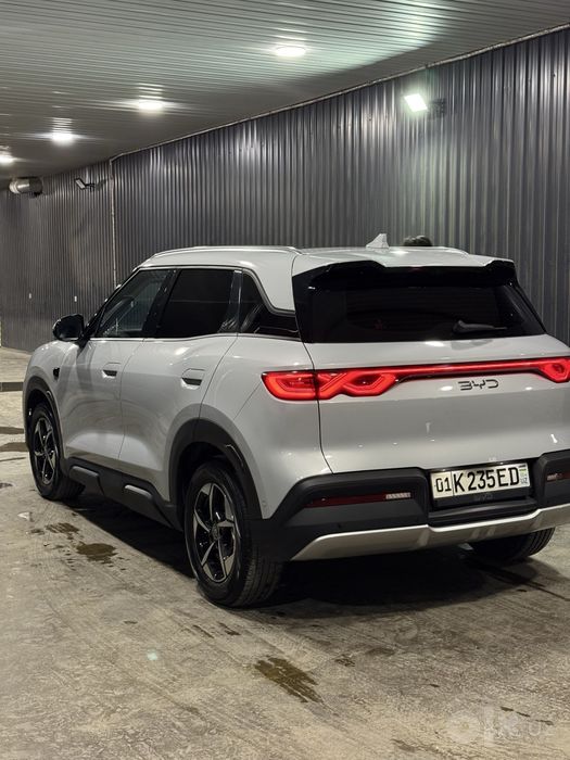 Yuan up 2025 SMART drive full pozitsiya