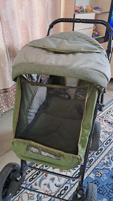 Коляска всесезонная