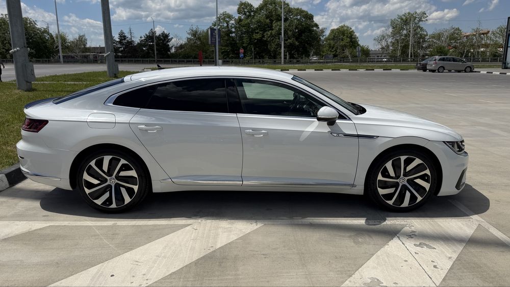 Vw Arteon 2.0 TDI R line alb