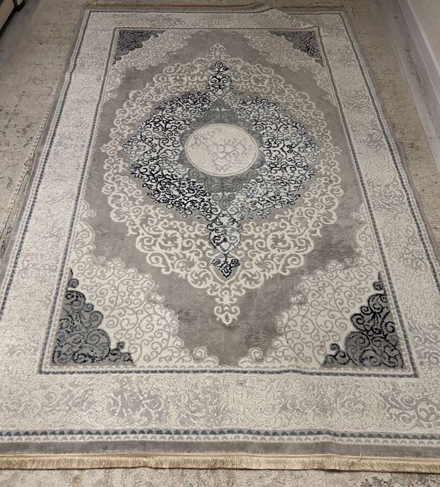 Продам ковёр отличном состоянии