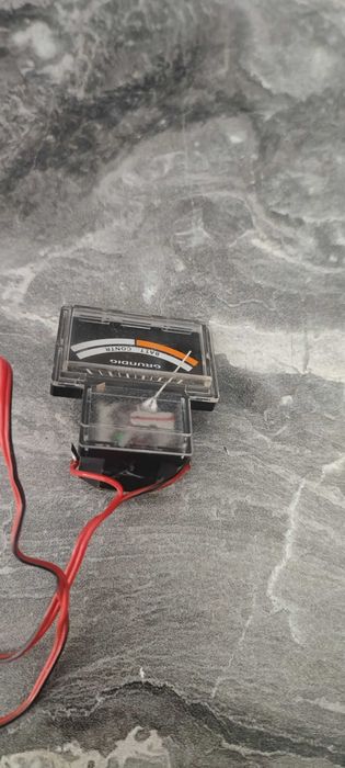 Bатт meter "GRUNDIG"