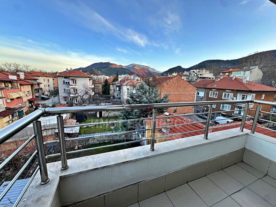 Двустаен обзаведен апартамент, ново строителство, Акт 16