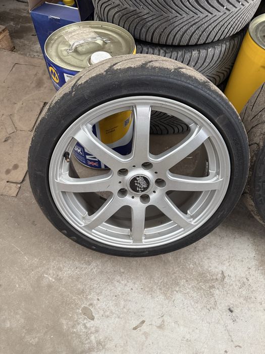 Джанти 17 5x114.3 със семи сликове 215/40/17