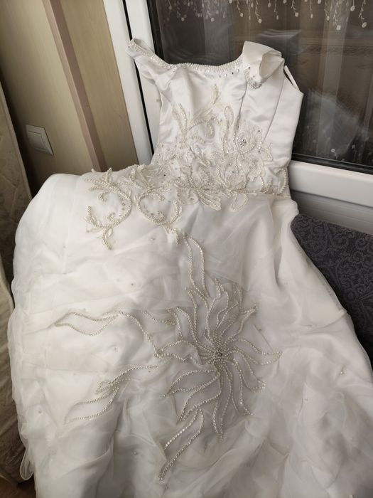 Продам свадебное платье