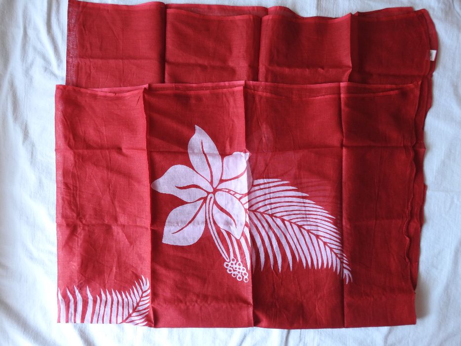 Yves Rocher парео, препаска, саронг, шал 104х107 см, 100% памук, нов