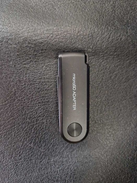 Четец за microSD карти памет, Sony Ericsson