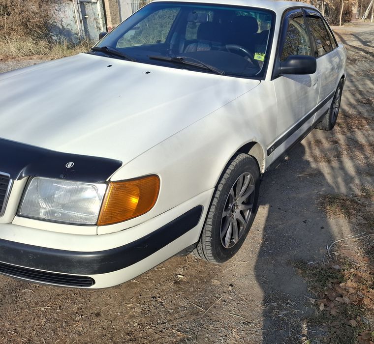 Ауди 100с4  моно