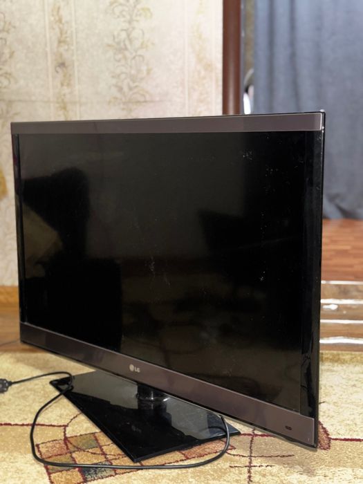 телевизор LG большой тв