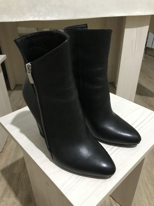 Продам обувь