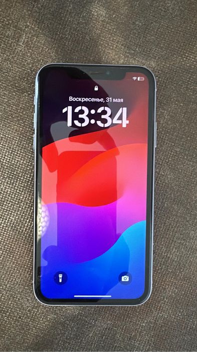 iPhone 11 128 гб.